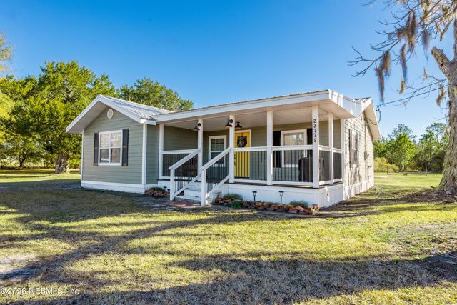 23779 NW 225A County Road, Lawtey, FL 32058