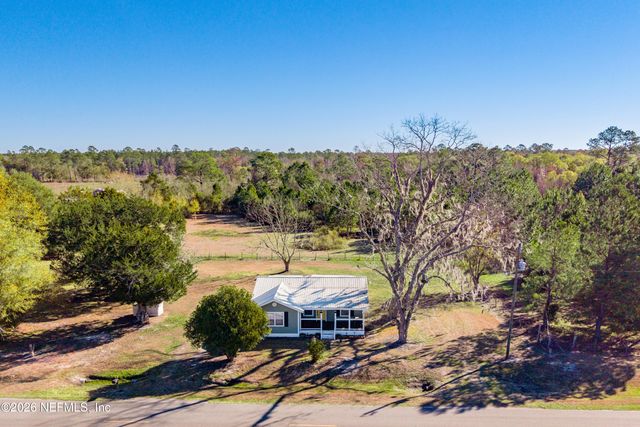 23779 NW 225A County Road, Lawtey, FL 32058