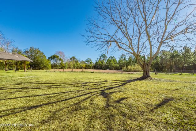 23779 NW 225A County Road, Lawtey, FL 32058