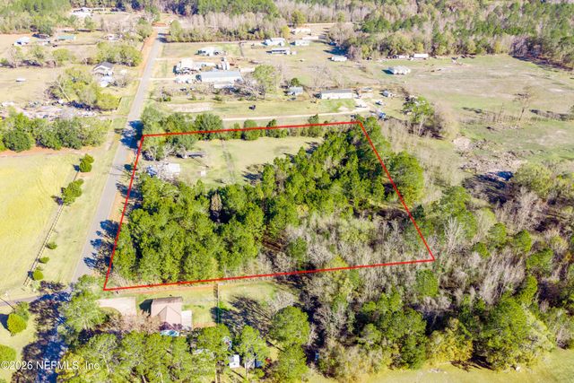 23779 NW 225A County Road, Lawtey, FL 32058