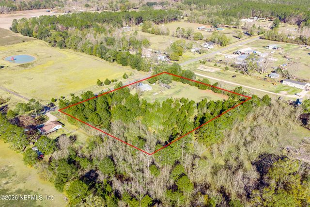 23779 NW 225A County Road, Lawtey, FL 32058