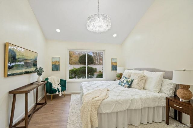 1 Stanford Court, Wantagh, NY 11793