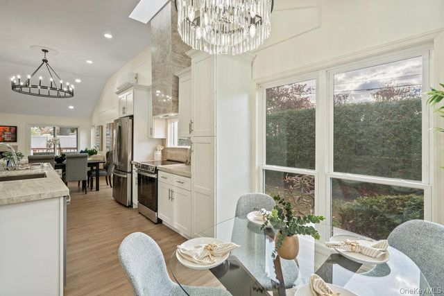 1 Stanford Court, Wantagh, NY 11793