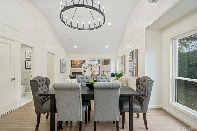 1 Stanford Court, Wantagh, NY 11793