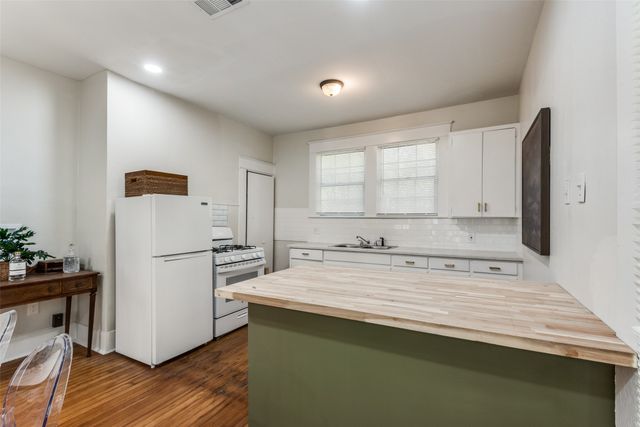 517 S Vernon Avenue, Dallas, TX 75208