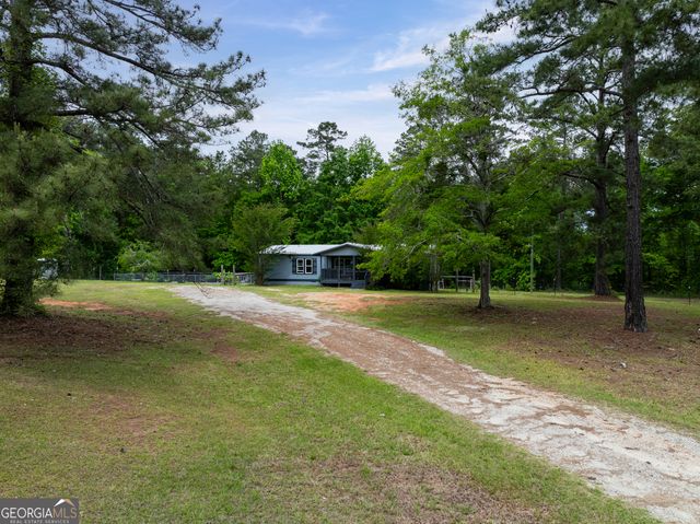 618 Liberty Hill Road, Milner, GA 30257
