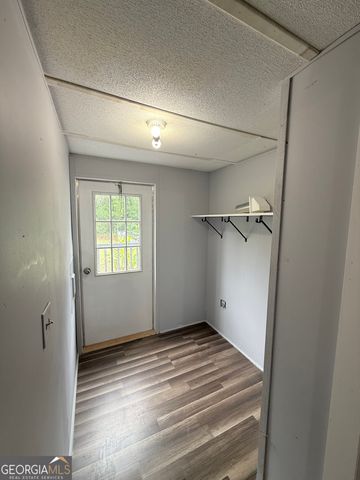 618 Liberty Hill Road, Milner, GA 30257