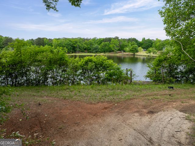 618 Liberty Hill Road, Milner, GA 30257