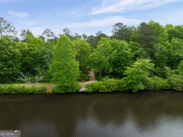 618 Liberty Hill Road, Milner, GA 30257