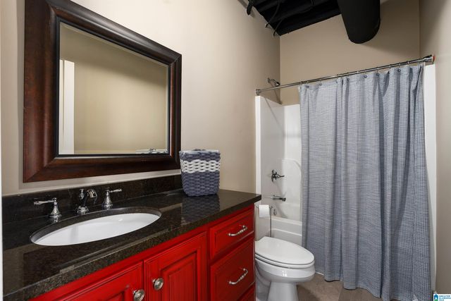 6825 RIVERCREST DRIVE, Trussville, AL 35173