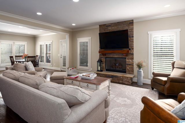 6825 RIVERCREST DRIVE, Trussville, AL 35173