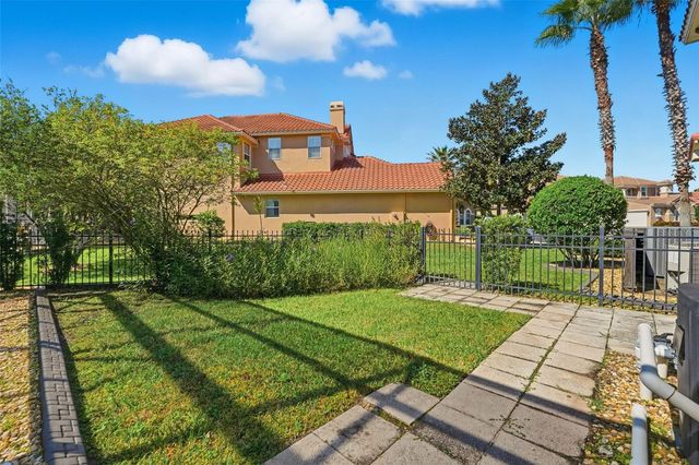 2628 HERITAGE GREEN AVENUE, Davenport, FL 33837