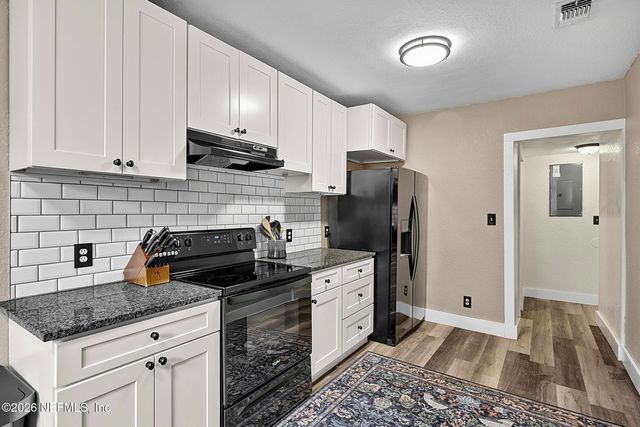 1037 S FAIRWOOD Lane, Jacksonville, FL 32205