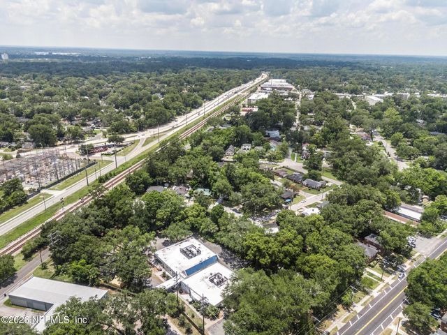 1037 S FAIRWOOD Lane, Jacksonville, FL 32205
