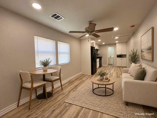 407 1/2 Walton Street, Houston, TX 77009