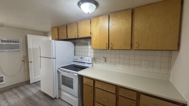 1204 W 8th Ave, Spokane, WA 99204