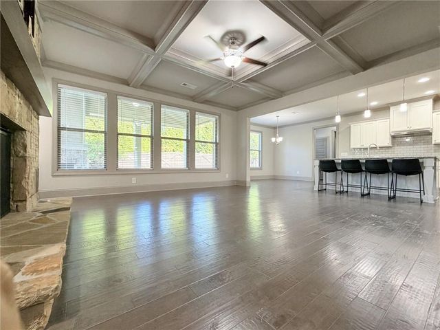 620 Hunters Grove Ct, Tucker, GA 30518