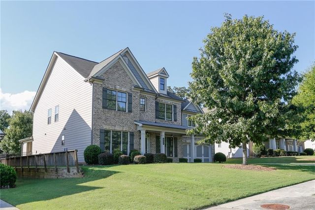 620 Hunters Grove Ct, Tucker, GA 30518