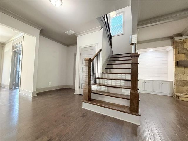 620 Hunters Grove Ct, Tucker, GA 30518