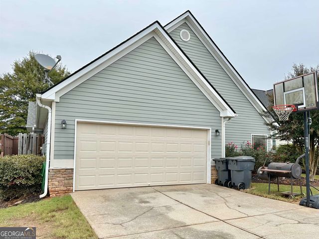 226 Rogue Road, Social Circle, GA 30025