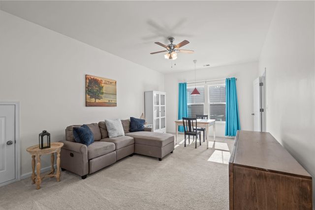 201 Craigflower Ct., Longs, SC 29568