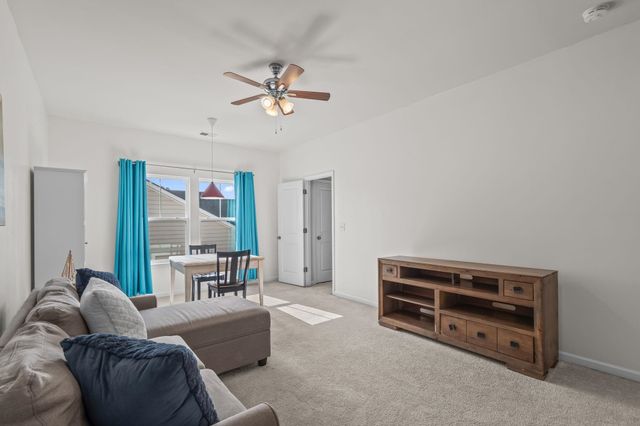 201 Craigflower Ct., Longs, SC 29568