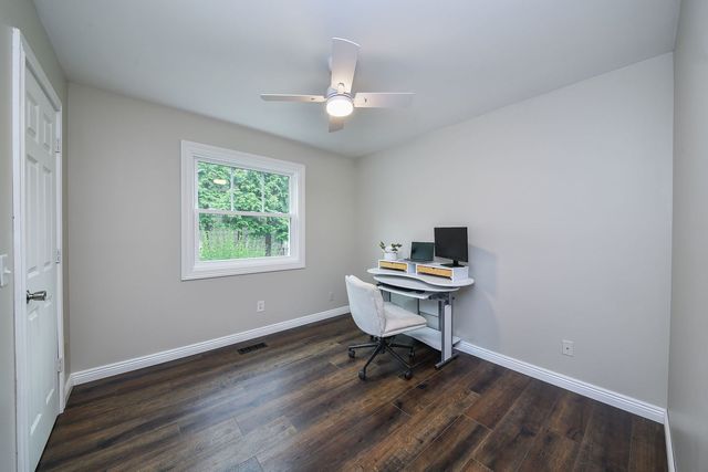 925 Churchill Drive, Naperville, IL 60563