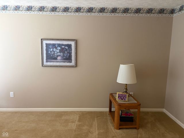 166 Lake View Court, Avon, IN 46123