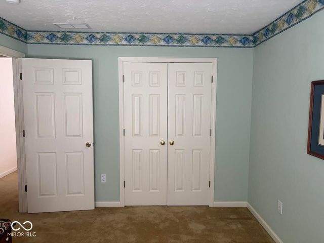 166 Lake View Court, Avon, IN 46123