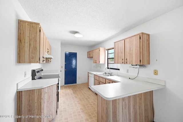 11208 Portsmouth Street, Spring Hill, FL 34609