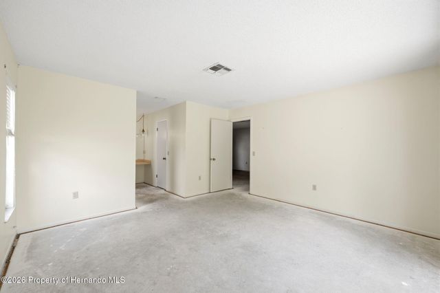 11208 Portsmouth Street, Spring Hill, FL 34609