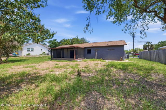 11208 Portsmouth Street, Spring Hill, FL 34609