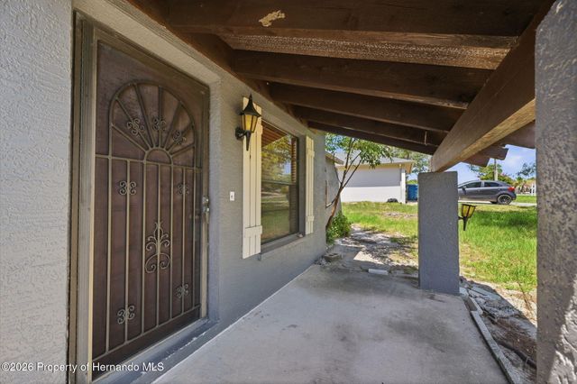 11208 Portsmouth Street, Spring Hill, FL 34609
