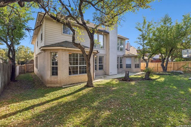2611 Rogers Frk, San Antonio, TX 78258
