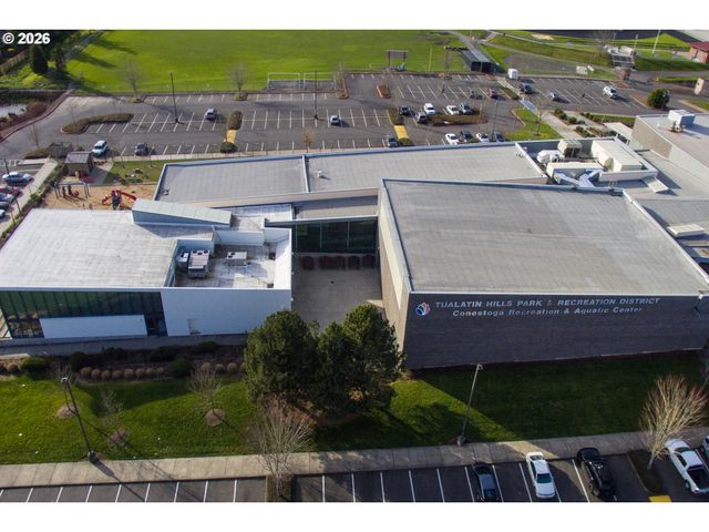 12706 Sw BARBERRY Dr, Beaverton, OR 97008