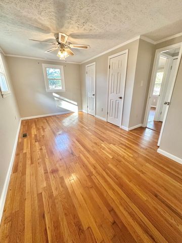 1511 Cedar ST, Clifton Forge, VA 24422