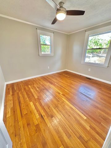 1511 Cedar ST, Clifton Forge, VA 24422