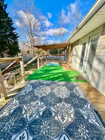 1511 Cedar ST, Clifton Forge, VA 24422