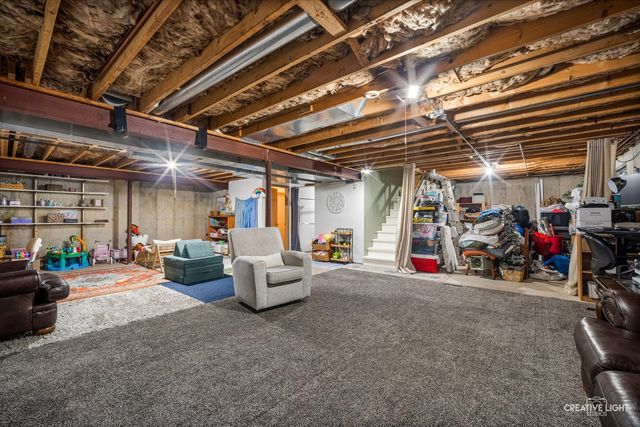 316 Old Mill Lane, Hampshire, IL 60140