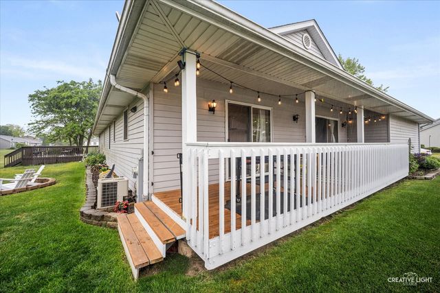 316 Old Mill Lane, Hampshire, IL 60140