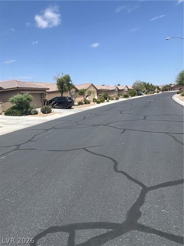 6092 Fox Creek Avenue, Las Vegas, NV 89122