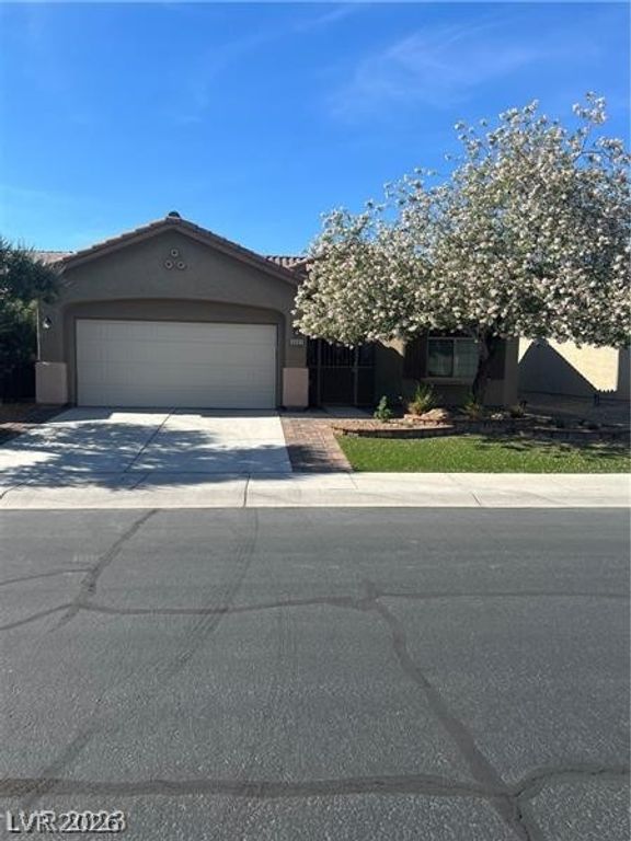 6092 Fox Creek Avenue, Las Vegas, NV 89122