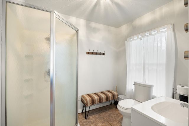 708 N Anglin Street, Cleburne, TX 76031