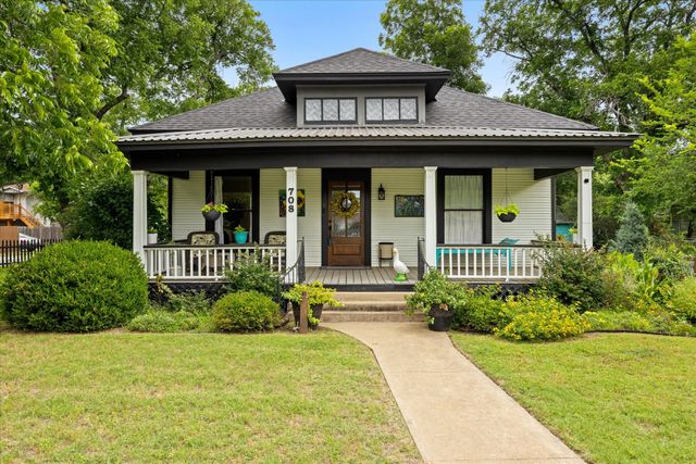 708 N Anglin Street, Cleburne, TX 76031
