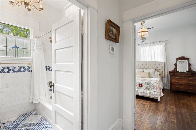 708 N Anglin Street, Cleburne, TX 76031
