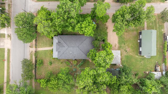 708 N Anglin Street, Cleburne, TX 76031