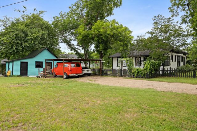 708 N Anglin Street, Cleburne, TX 76031