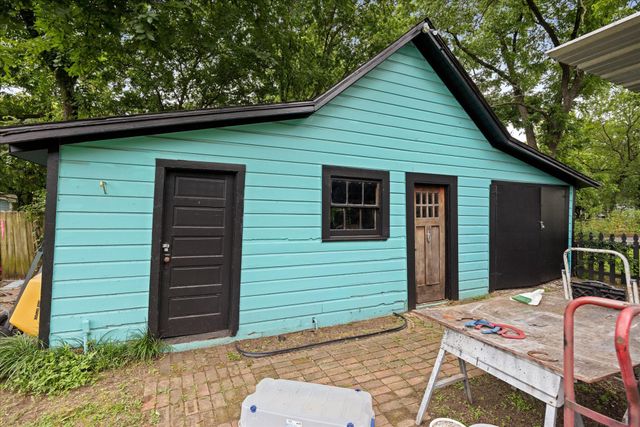 708 N Anglin Street, Cleburne, TX 76031