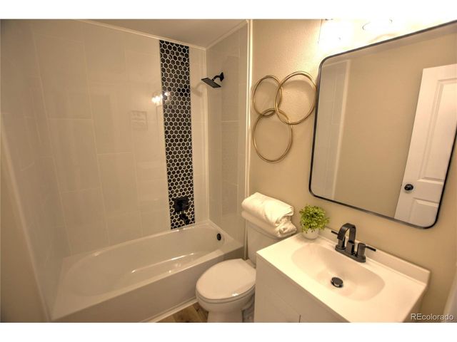 2708 Pennsylvania Ave, Colorado Springs, CO 80907