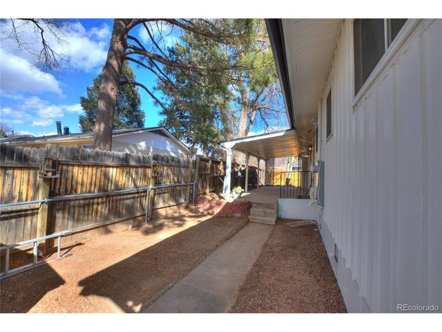 2708 Pennsylvania Ave, Colorado Springs, CO 80907